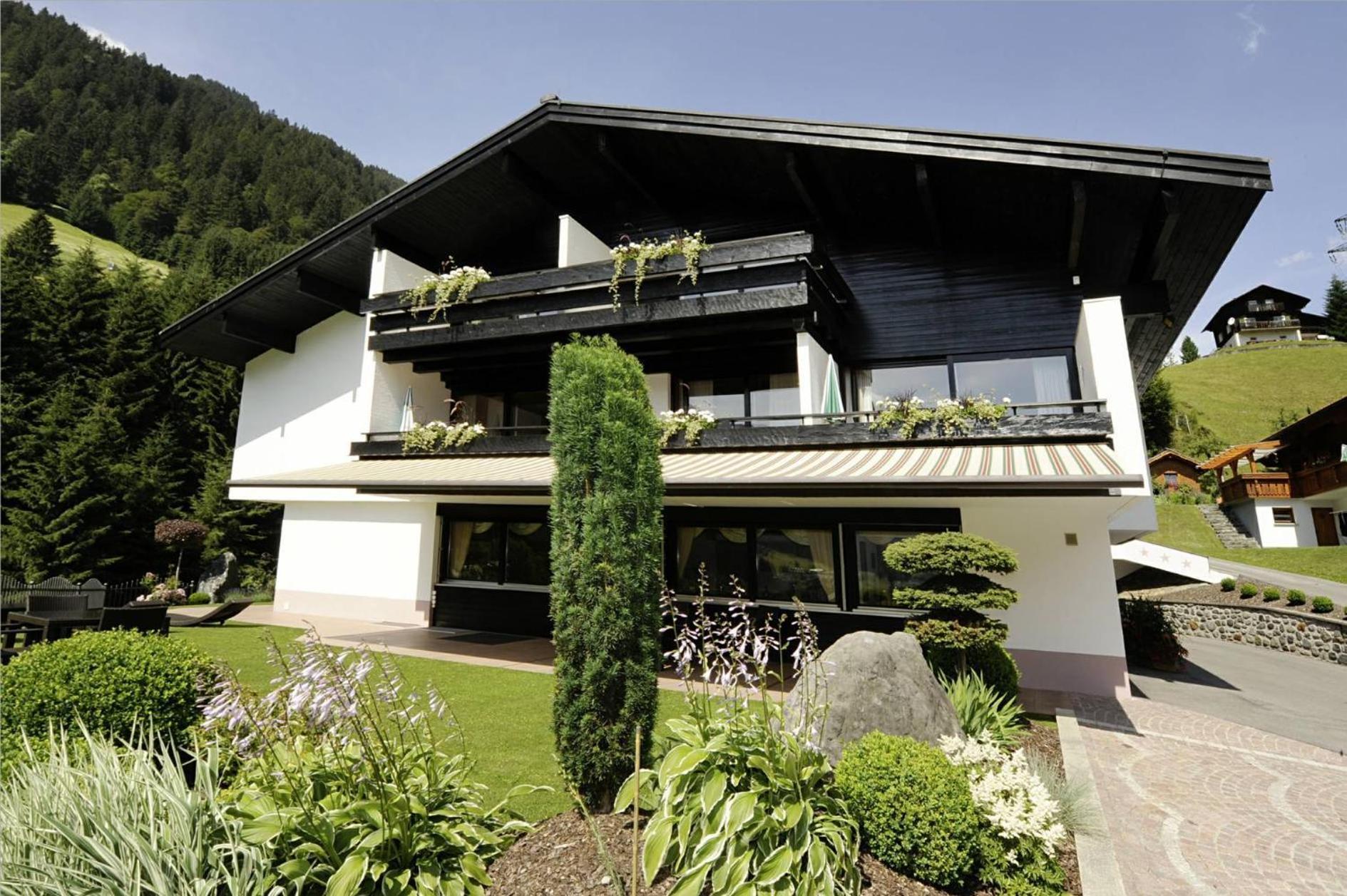 Alpenpension Maderer Gaschurn Exterior foto